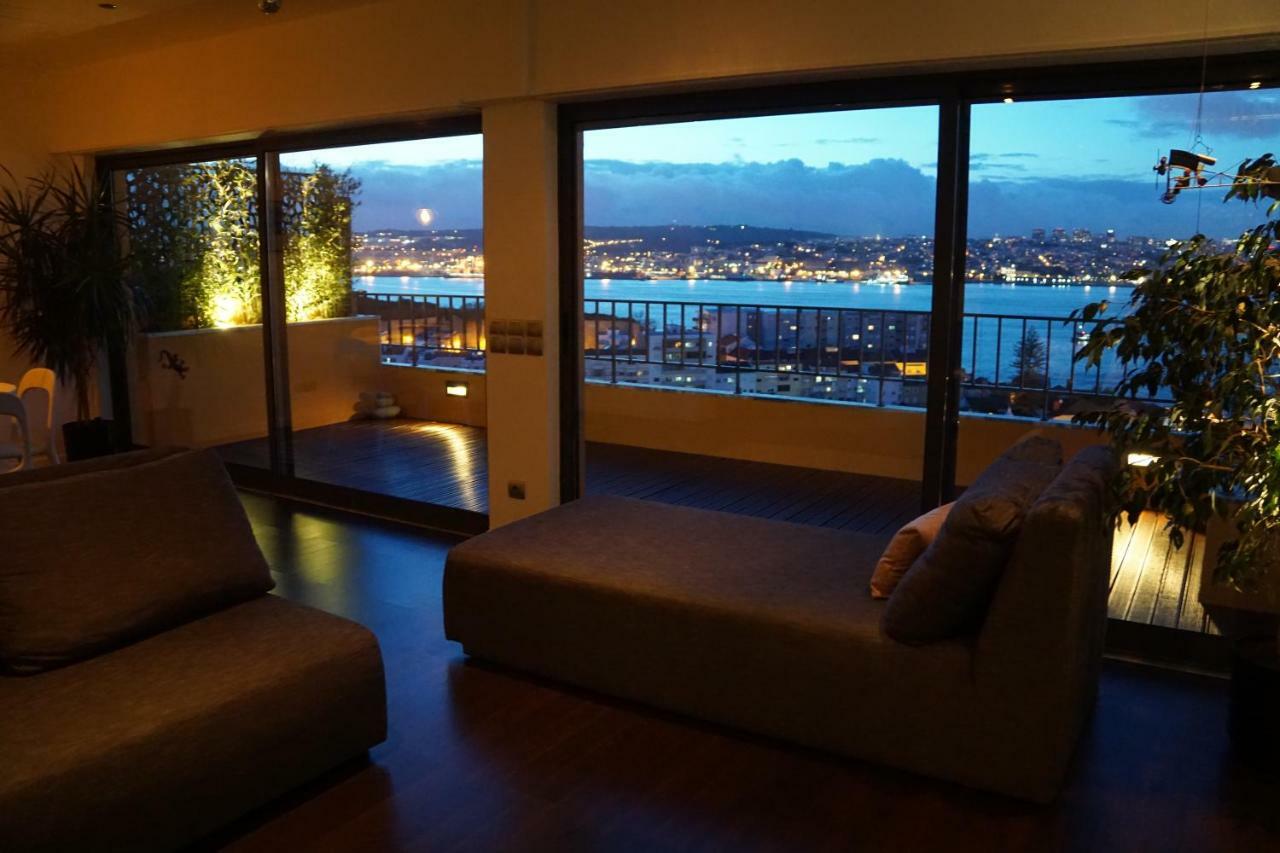 Penthouse Bellevue Apartment Алмада Екстериор снимка