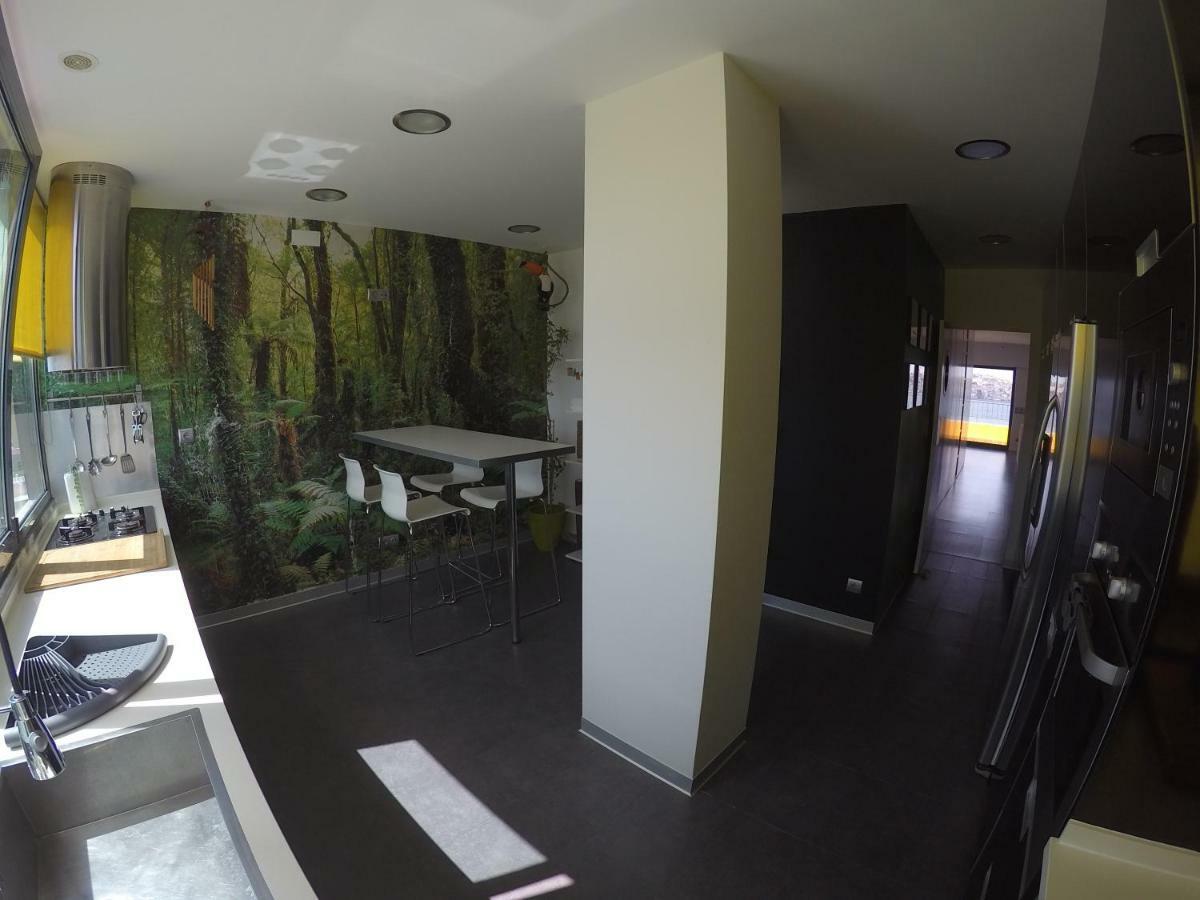 Penthouse Bellevue Apartment Алмада Екстериор снимка